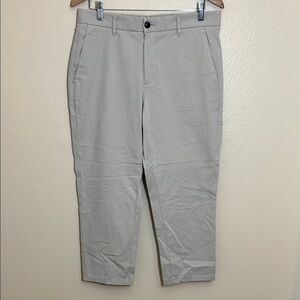 Everlane Uniform Khaki Chinos Lightweight Cotton Flat Front Capri Pants